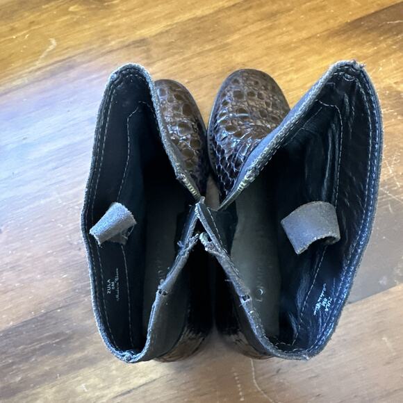 Donald J Pliner Zula Leather Croc Embossed Moto Boots Brown Size 8 M City Grunge - Picture 12 of 12